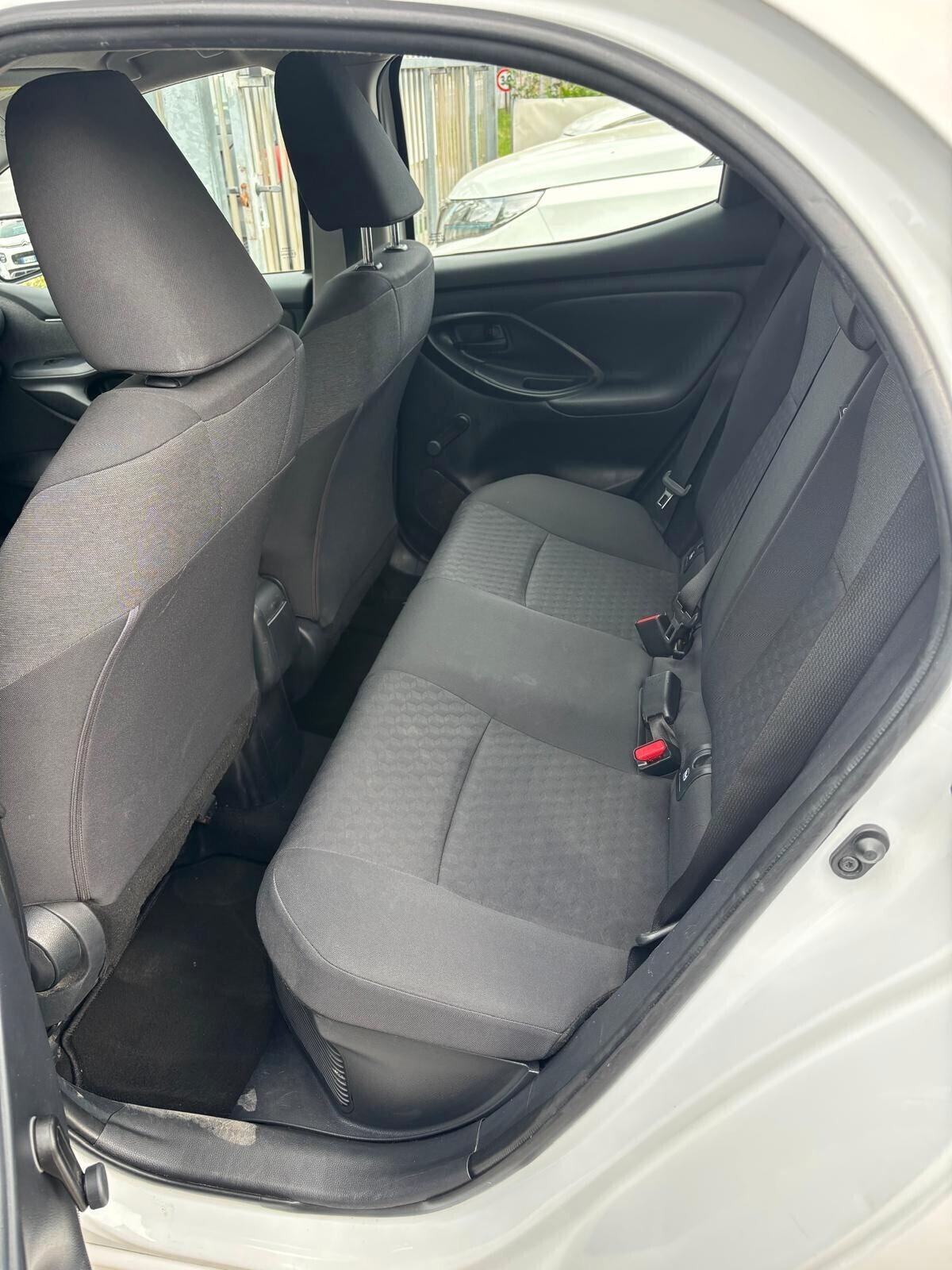 Toyota Yaris 1.5 Hybrid 5 porte Active NESSUN VINCOLO