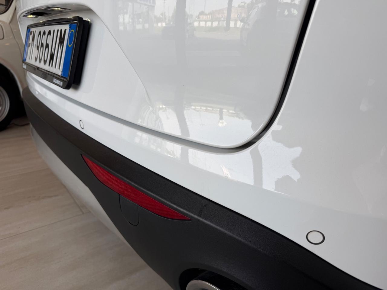 Alfa Romeo Stelvio 2.2 Turbodiesel 180 CV AT8 RWD Business
