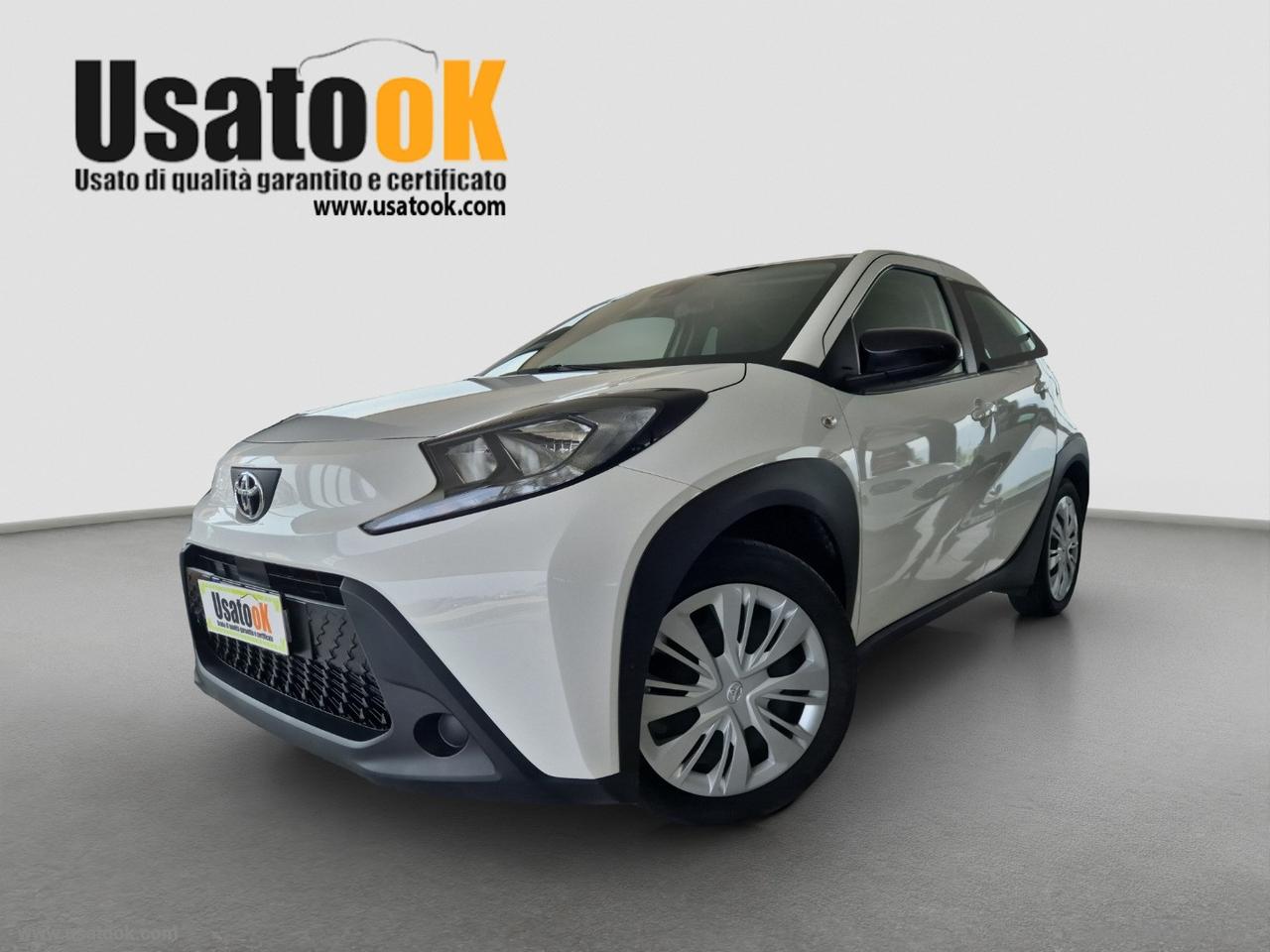 TOYOTA Aygo X 1.0 VVT-i 72 CV 5p. Active TUA A 14.950 € CON USATOOK PLUS