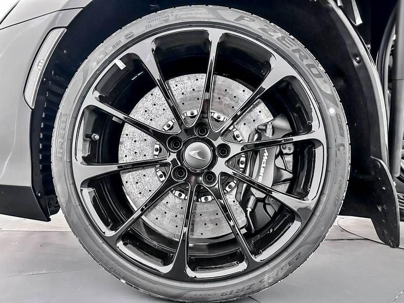 McLaren Artura Artura Spider MY26 - McLaren Milano