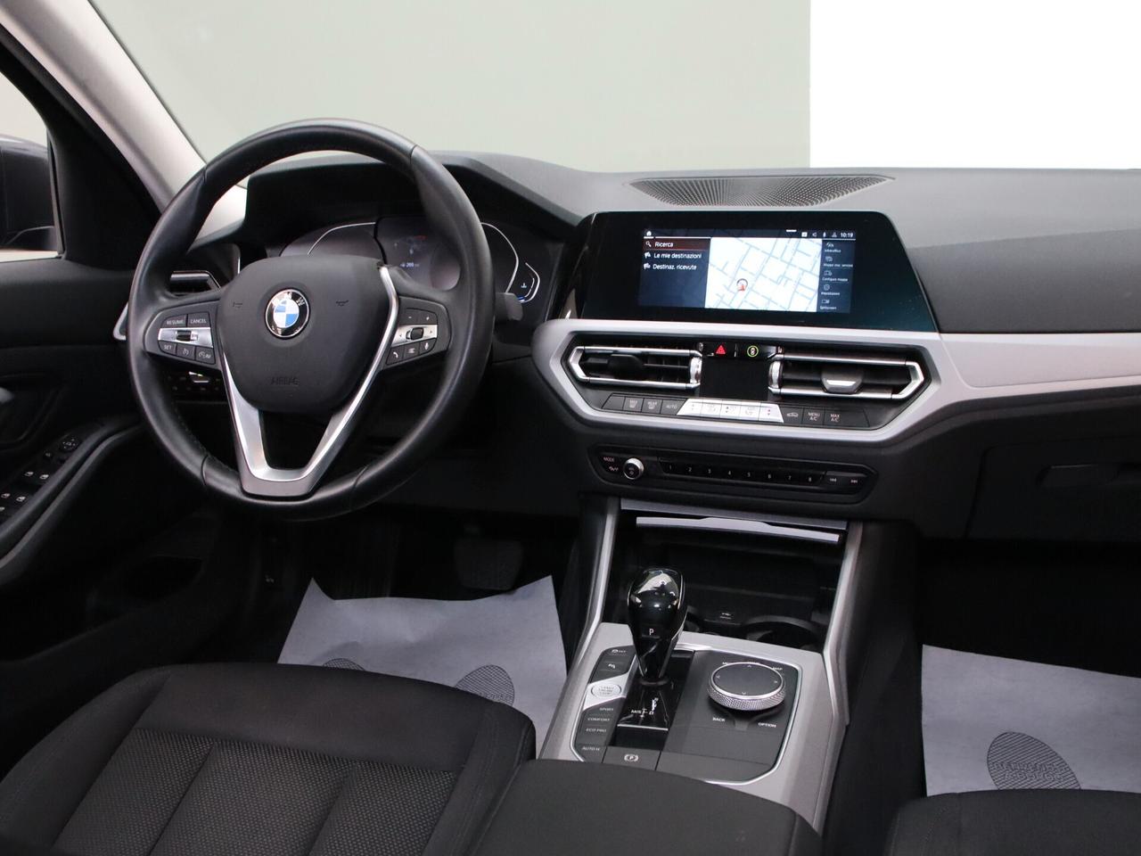 BMW 320d Serie 3 G20 Berlina mhev 48V xdrive auto IVA ESPOSTA