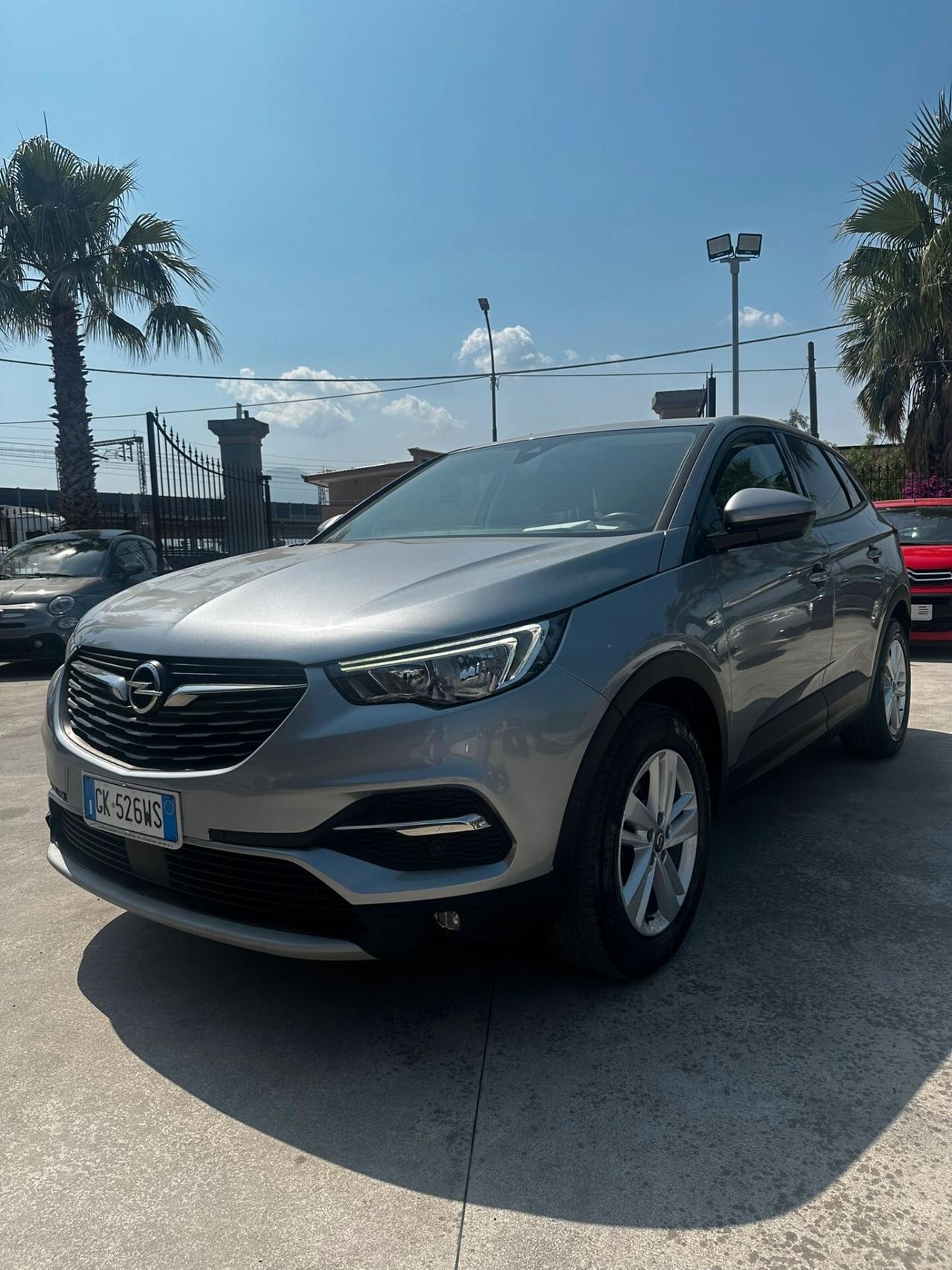 Opel Grandland 1.5 diesel 131cv