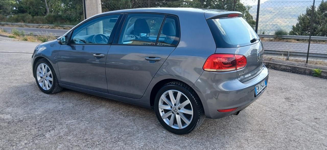 Volkswagen Golf 1.6 6° TDI DPF 5p. Highline - 2012
