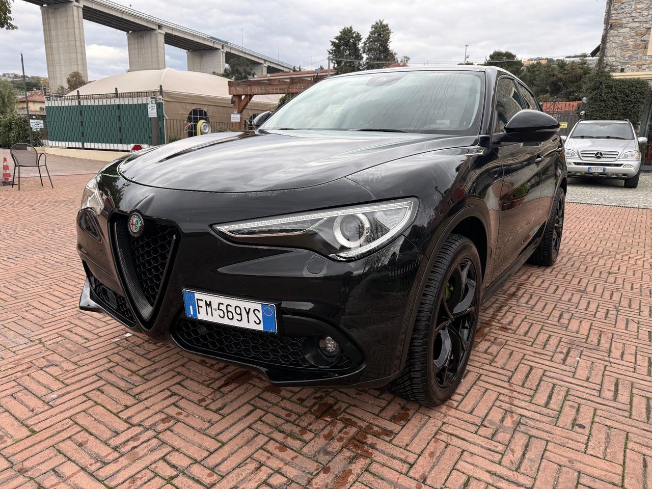 Alfa Romeo Stelvio 2.2 Turbodiesel 210 CV AT8 Q4 Executive