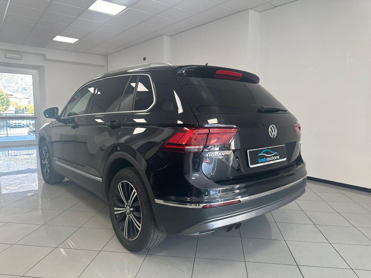 Volkswagen Tiguan 2.0 TDI SCR DSG 4MOTION Business BMT