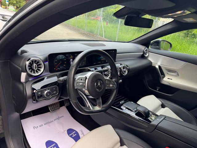 MERCEDES-BENZ CLA 200 d Automatic Shooting Brake Premium AMG