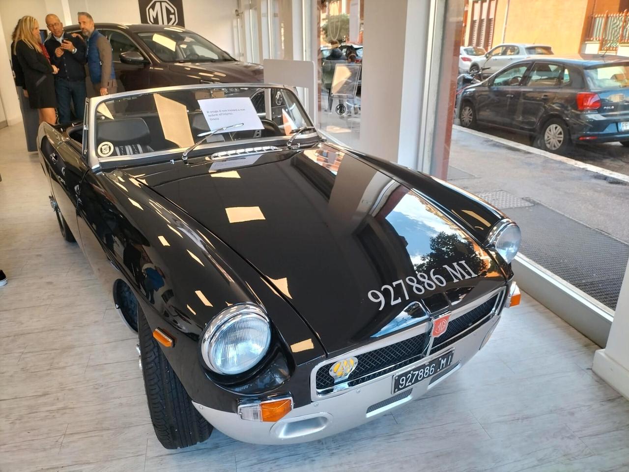MG B