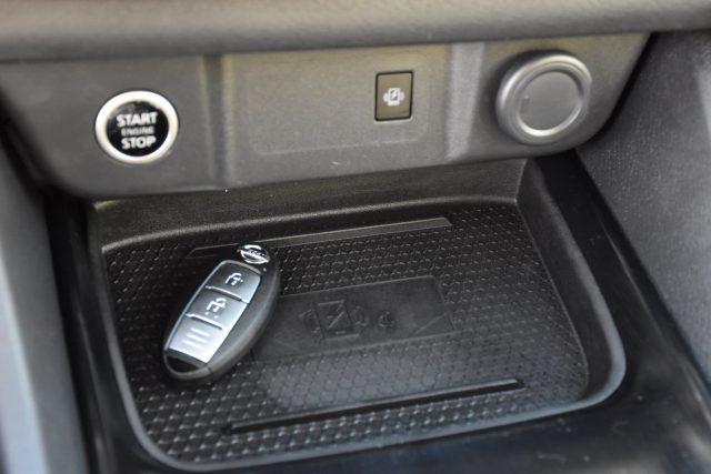 NISSAN Qashqai MHEV 158 CV Xtronic Business