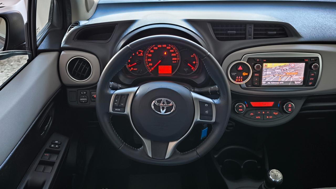 Toyota Yaris 1.4 D-4D 5 porte Lounge