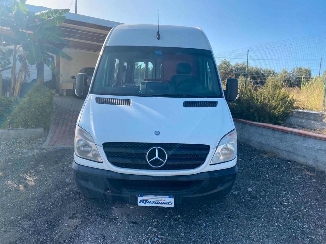Mercedes Sprinter 310 allestimento food truck autonegozio