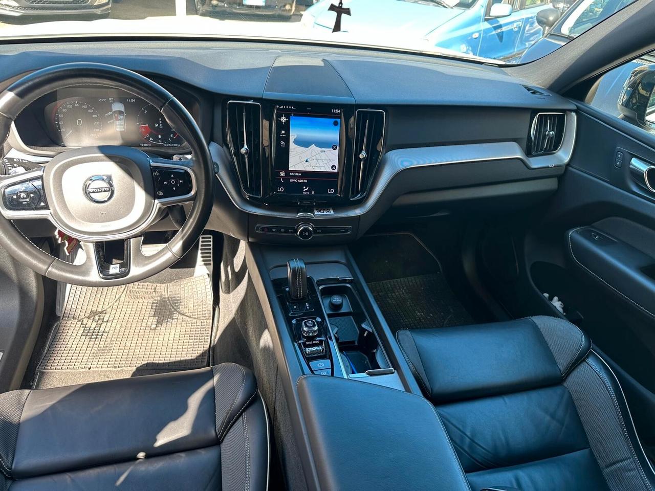 Volvo XC 60 XC60 B4 (d) Geartronic R-design