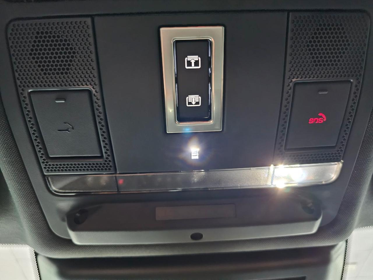 Jaguar E-Pace R-Dynamic SE Navi Camera Tetto C.20" RDynamic