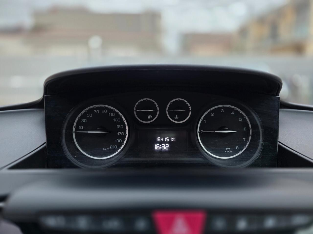 Lancia Ypsilon 0.9 TwinAir 85 CV 5 porte Metano Ecochic Elefantino