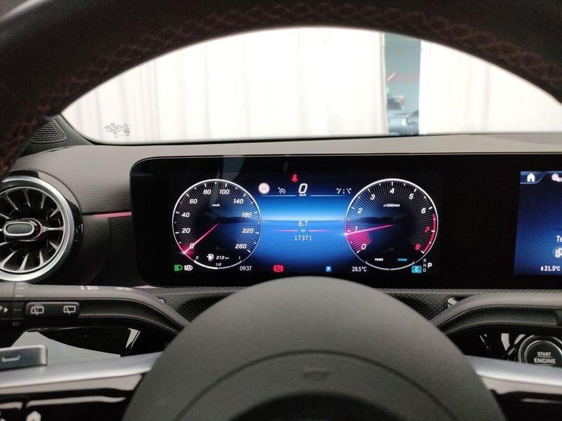 Mercedes-Benz Classe A A 180 AMG Line Premium auto Advanced Plus