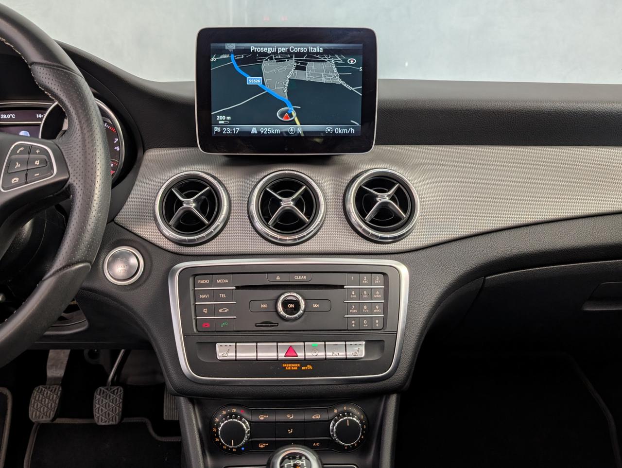 Mercedes-Benz CLA 180 180 Sport
