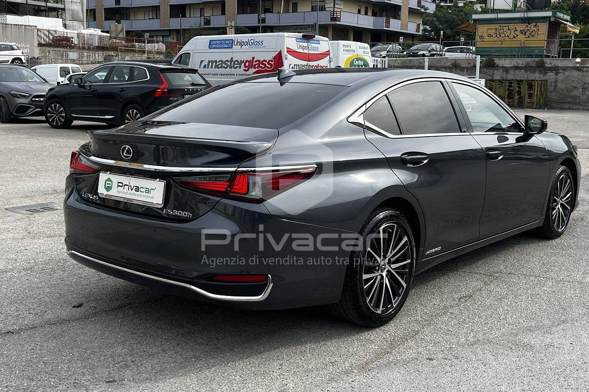 LEXUS ES Hybrid Executive