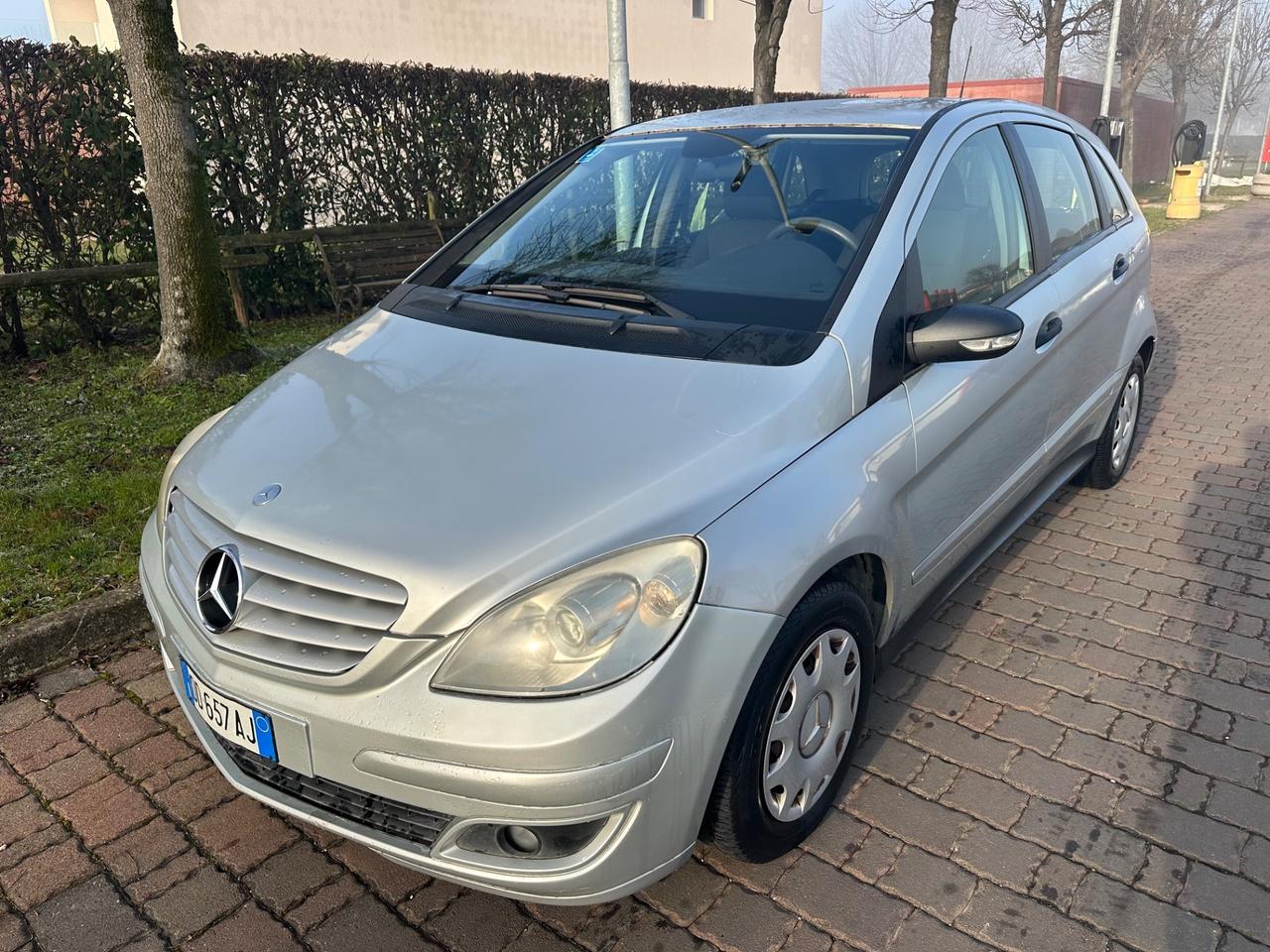 Mercedes-benz B GPL 2006 NEOPATENTATI