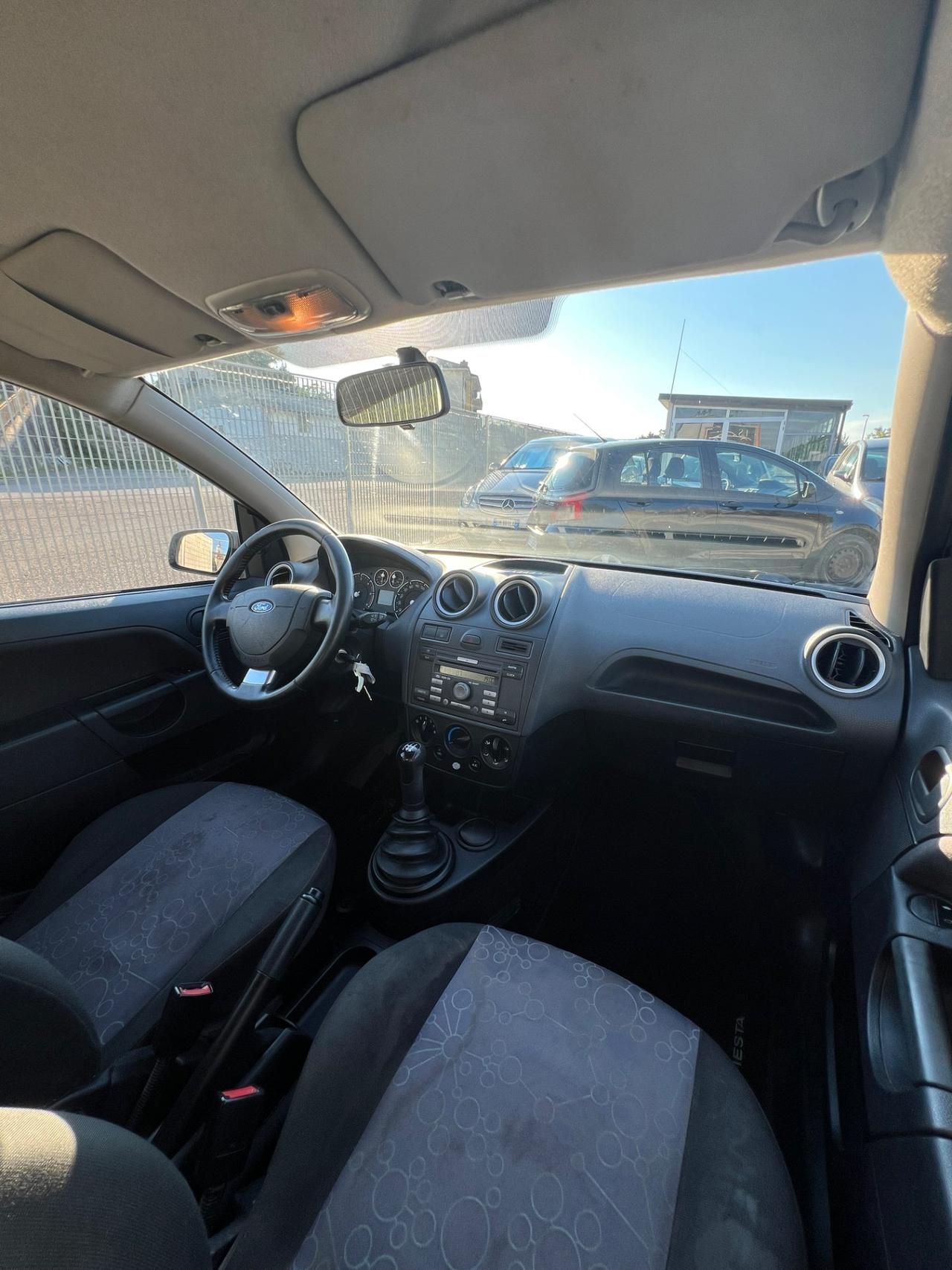 Ford Fiesta 1.4 TDCi 5p. Ghia