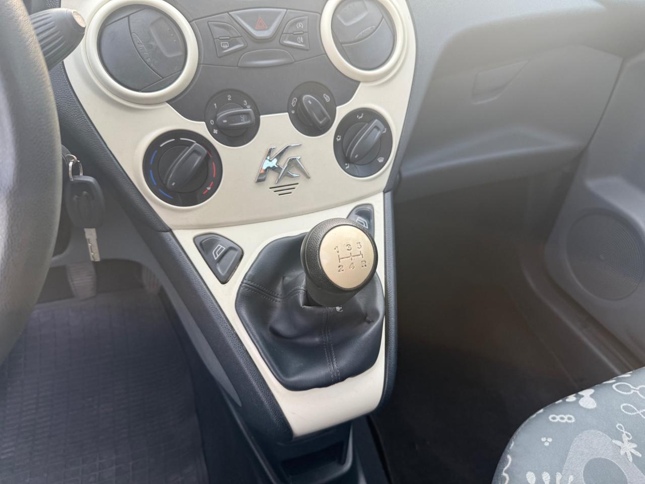 Ford Ka 1.2 Titanium GARANTITA
