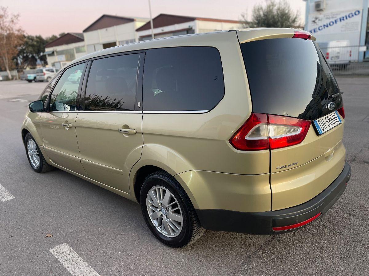 FORD - Galaxy - 2.0 TDCi 140CV Ghia DPF