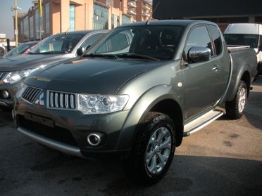 Mitsubishi L200 2.5 DI-D/178cvCV Club Cab INTENSE