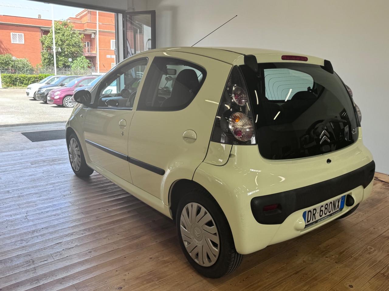 Citroen C1 1.0 68 CV AUTOMATICA NEOPATENTATI GARANZIA UNIPRO