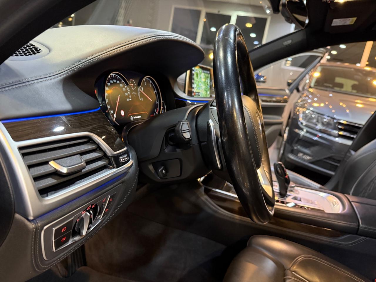 Bmw 730 730d xdrive CARBON MATRIX 360*!!