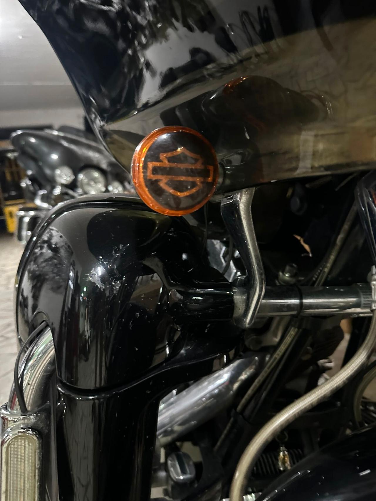 Harley-davidson Road Glide C.V.O.