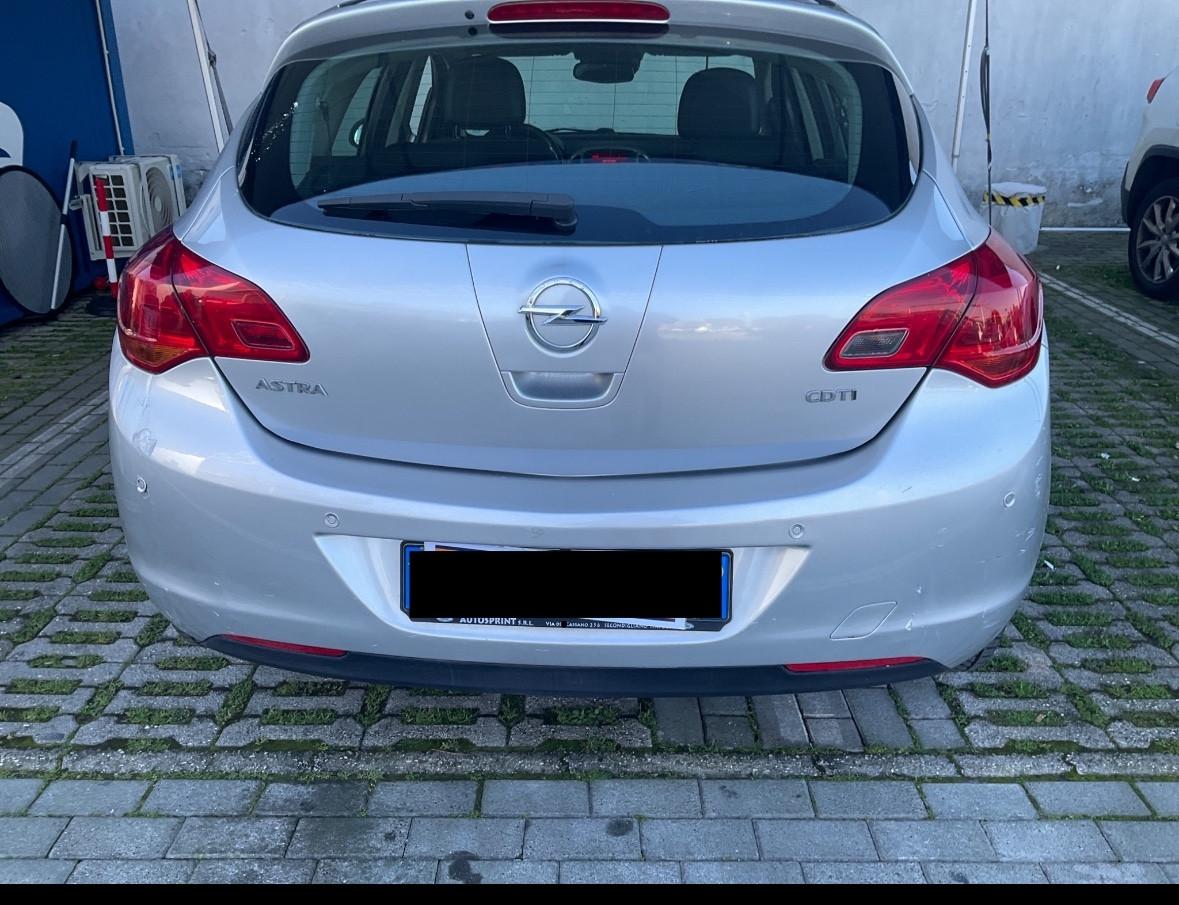 Opel Astra 1.7 CDTI 110CV 5 porte Cosmo
