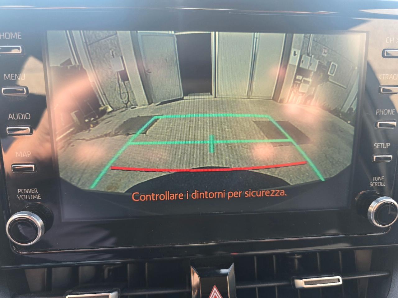 Toyota Corolla 1.8 Hybrid Business