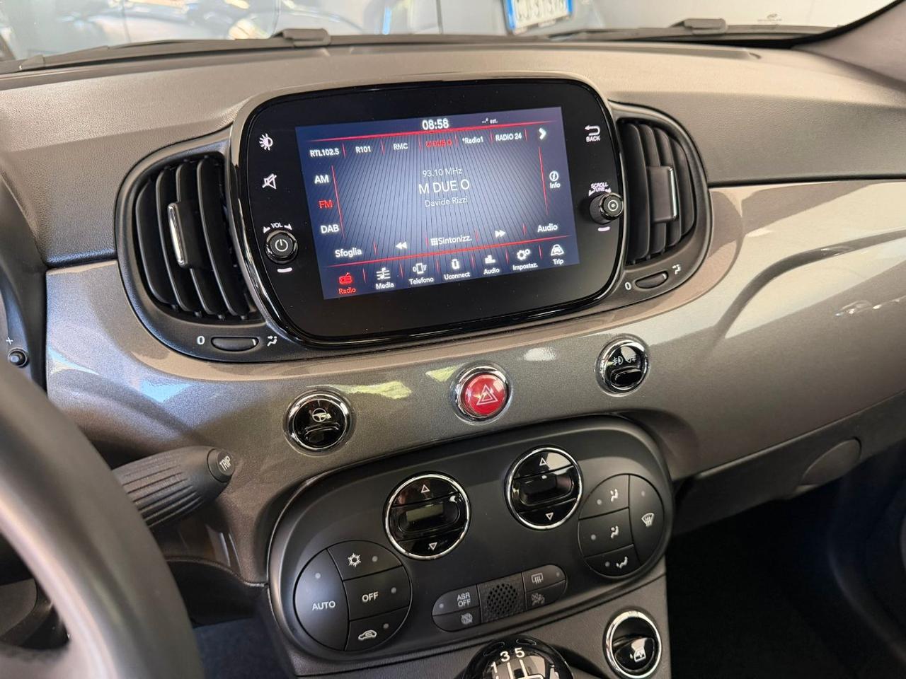 Fiat 500 1.0 hybrid Club 70cv