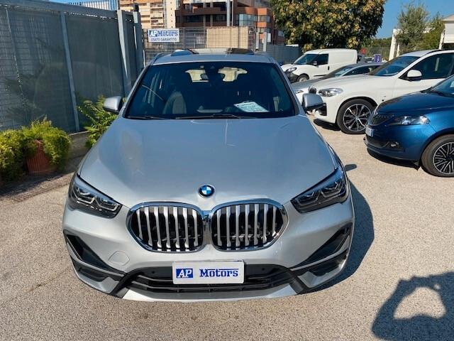 Bmw X1 sDrive18d xLine Auto. LED/Tetto 150 Cv