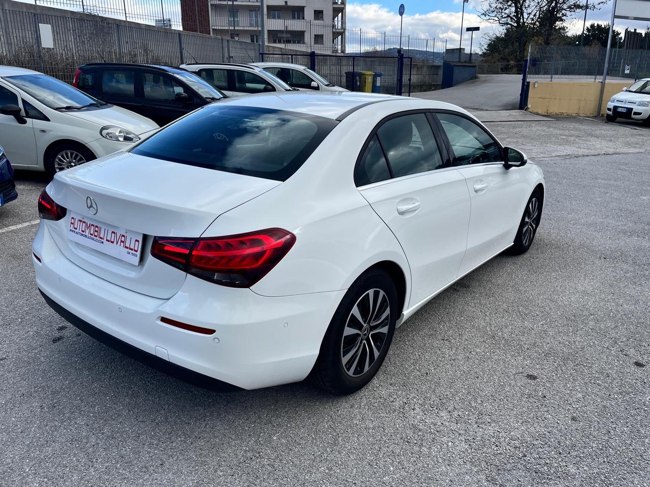 Mercedes-benz A 180 A 180 d Automatic 4p. Business