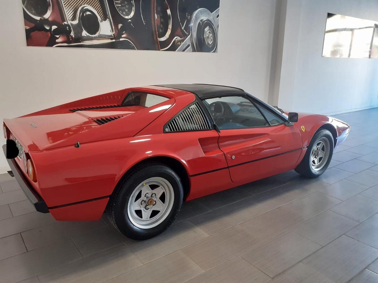 Ferrari 208 GTS Carburatori