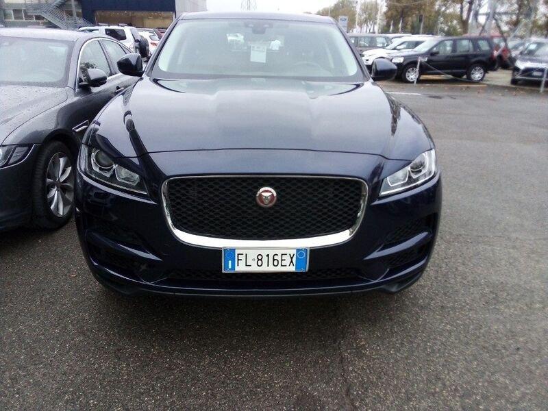 Jaguar F-Pace F-Pace 2.0 D 180 CV AWD aut. Pure
