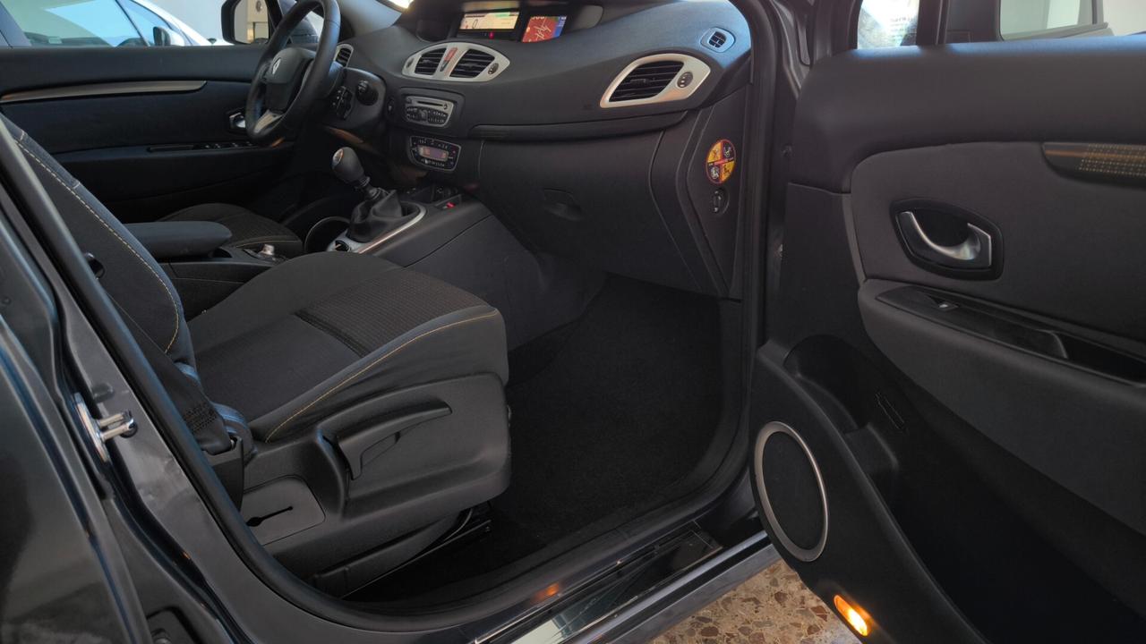 Renault Scenic Scénic X-Mod 1.5 dCi 110CV Luxe