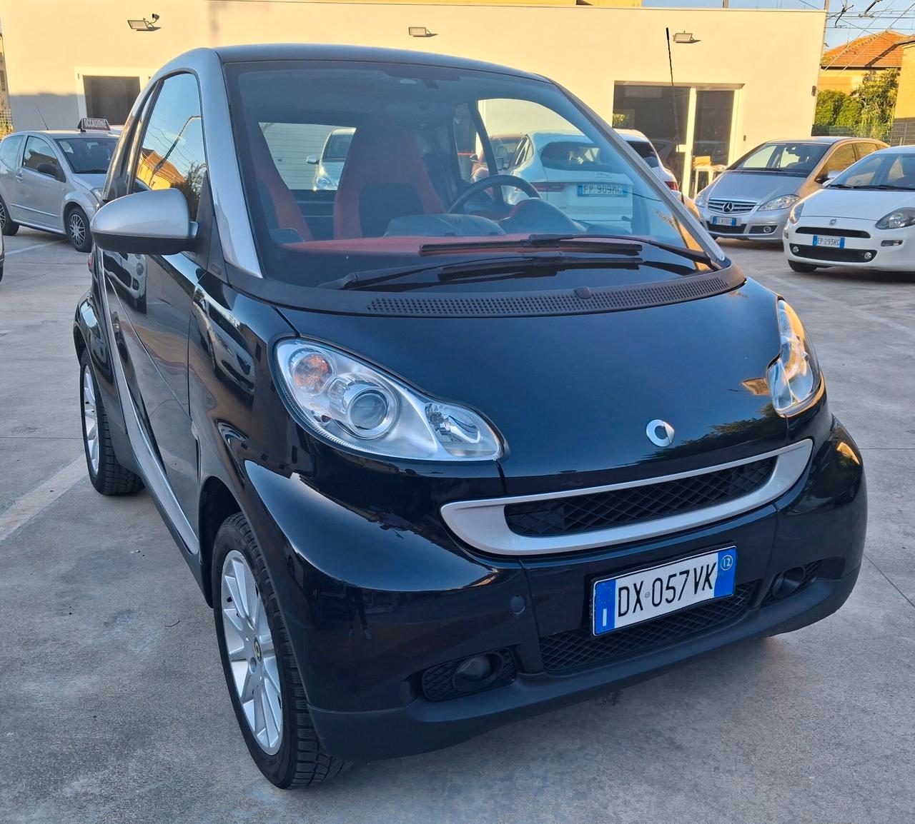 Smart ForTwo 1000 84CV Turbo con SERVOSTERZO