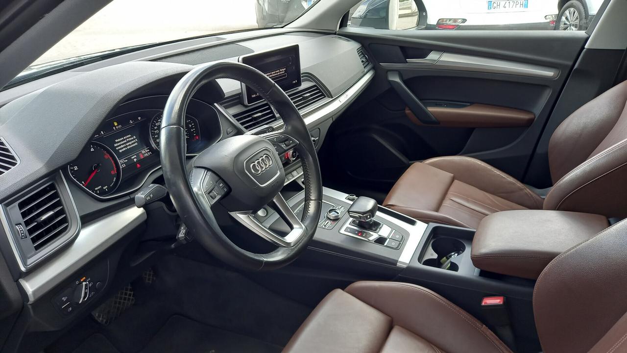 Audi Q5 2.0 TDI quattro S tronic Business Sport