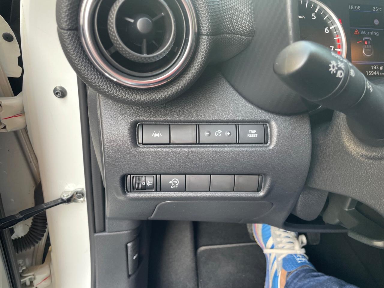 Nissan Juke 1.0 DIG-T 114 CV DCT Acenta “solo 15000km”