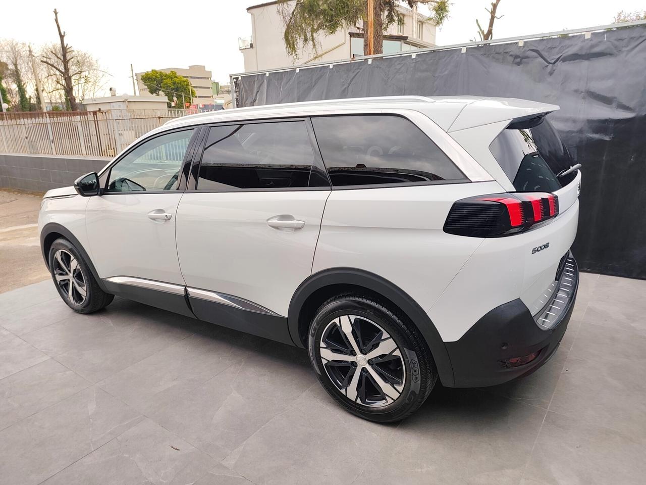 Peugeot 5008 1.5 BlueHDi 130cv 7 POSTI