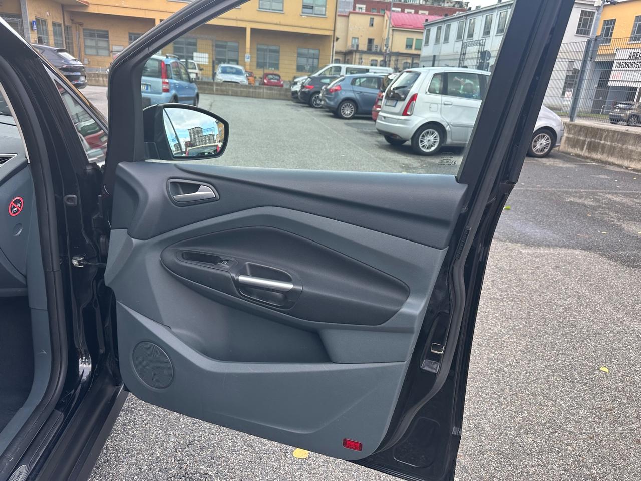 Ford C-Max 1.6 120CV GPL fino 2033 Titanium