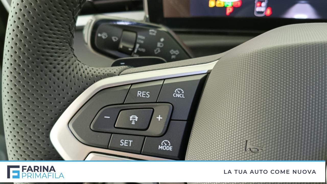 VOLKSWAGEN T-Roc II 2025 - T-Roc 1.5 etsi R-Line 150cv dsg