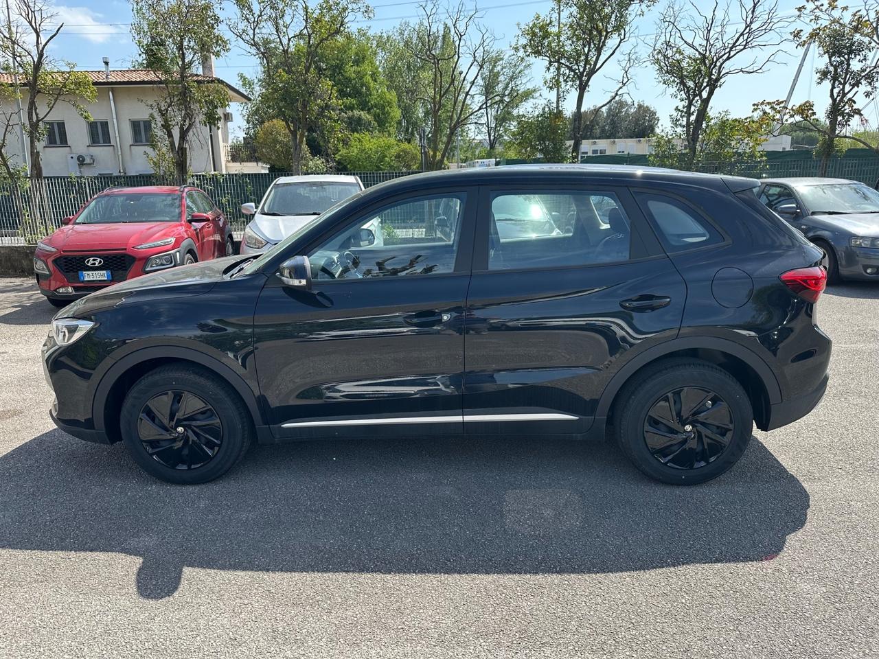 MG ZS 1.5 benzina Standard 113cv - Nuova!