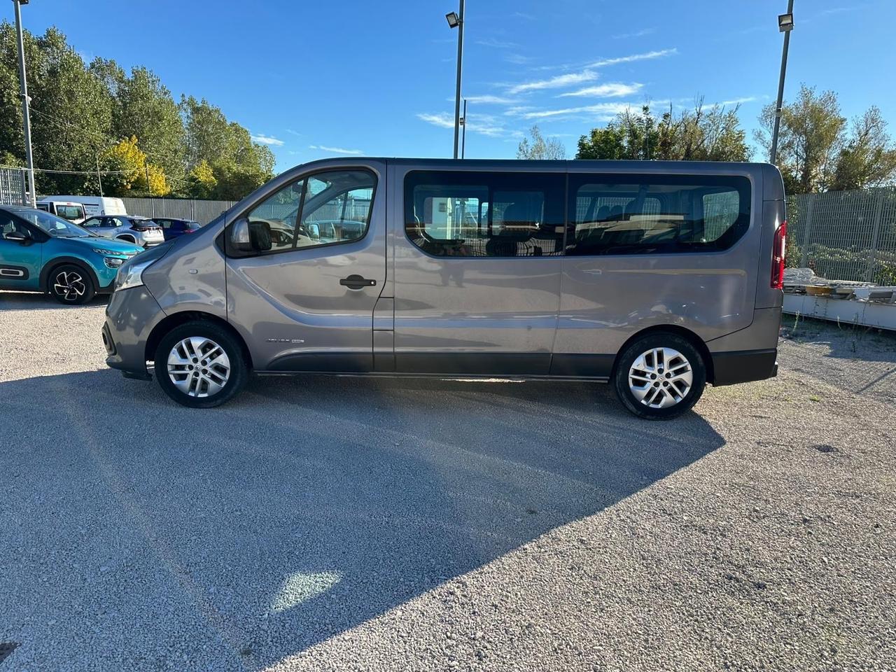 Renault Trafic T29 1.6 dCi 125CV 9 POSTI