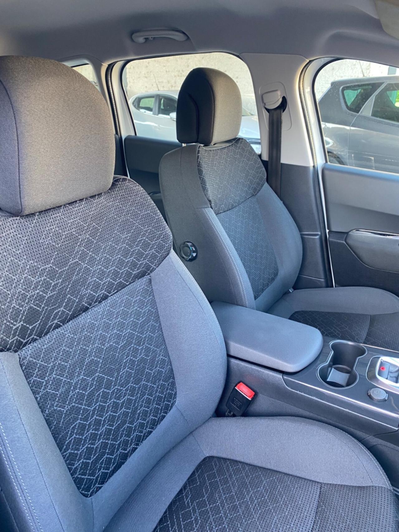 Peugeot 3008 1.6 HDI Fine 2016 Full Navi Led