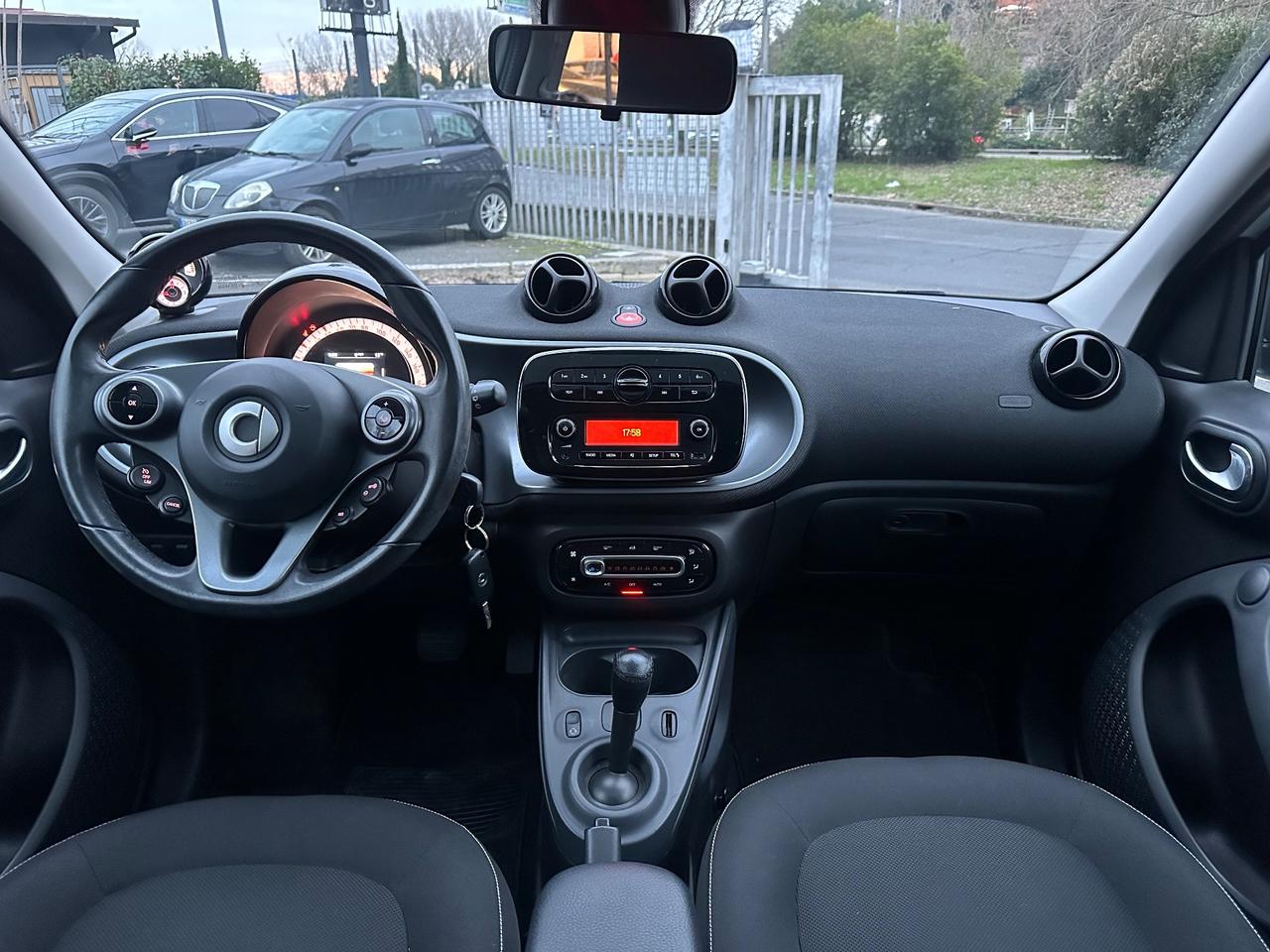Smart ForFour 70 1.0 twinamic Passion Full Led NO OBBLIGO FINANZIARIO UNIPRO PERMUTE RATE