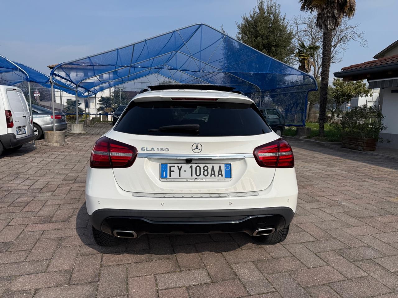 Mercedes-benz GLA 180 Business