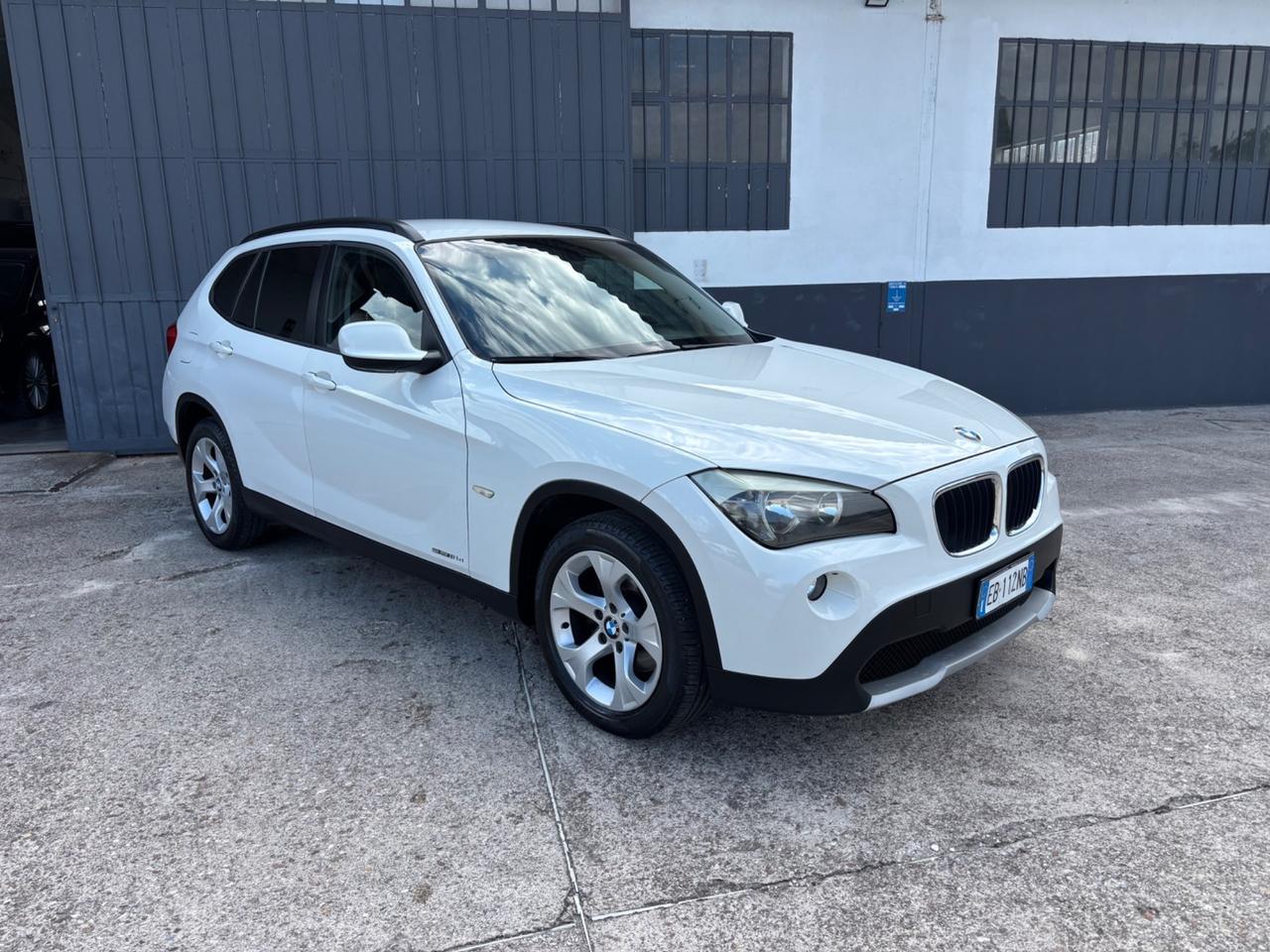 BMW X1 2.0D. 118d. Garanzia 12 mesi. Neopatentati
