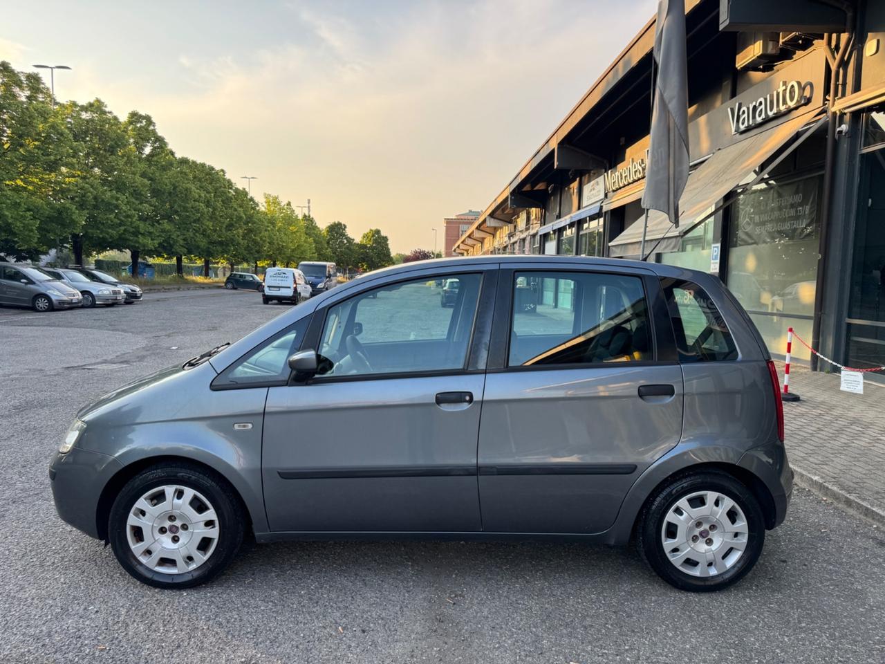 Fiat Idea 1.4 BlackEnergy GPL