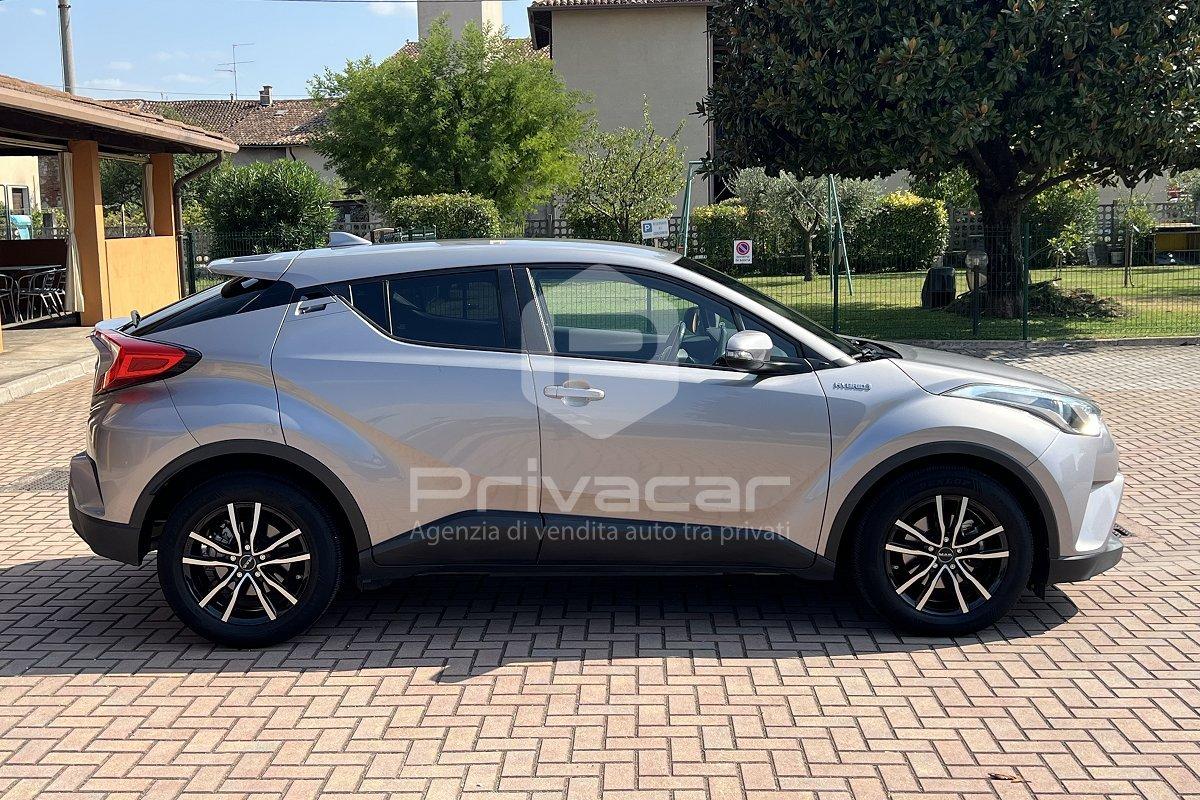TOYOTA C-HR 1.8 Hybrid E-CVT Trend